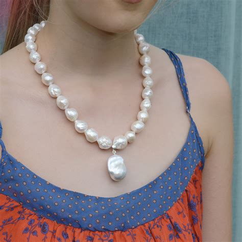 pearl necklace online purchase.